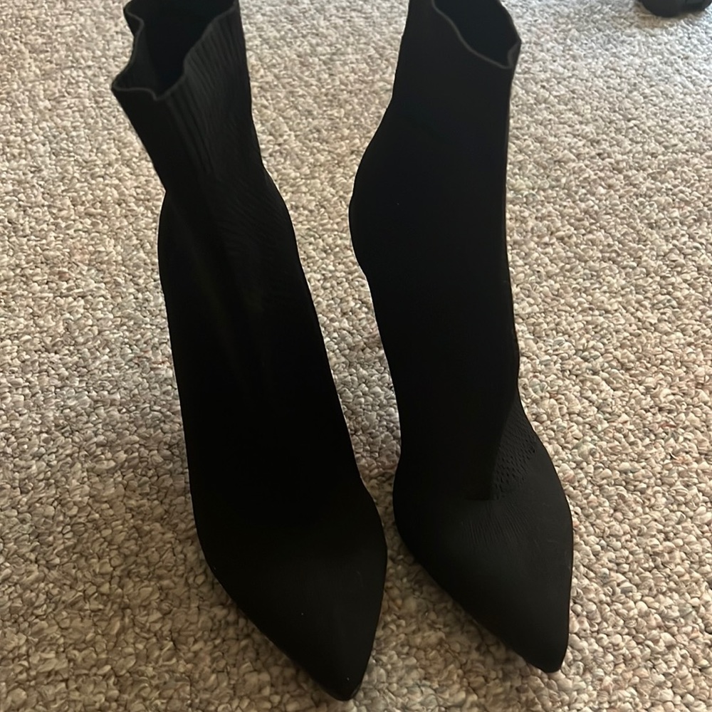 Abound black booties